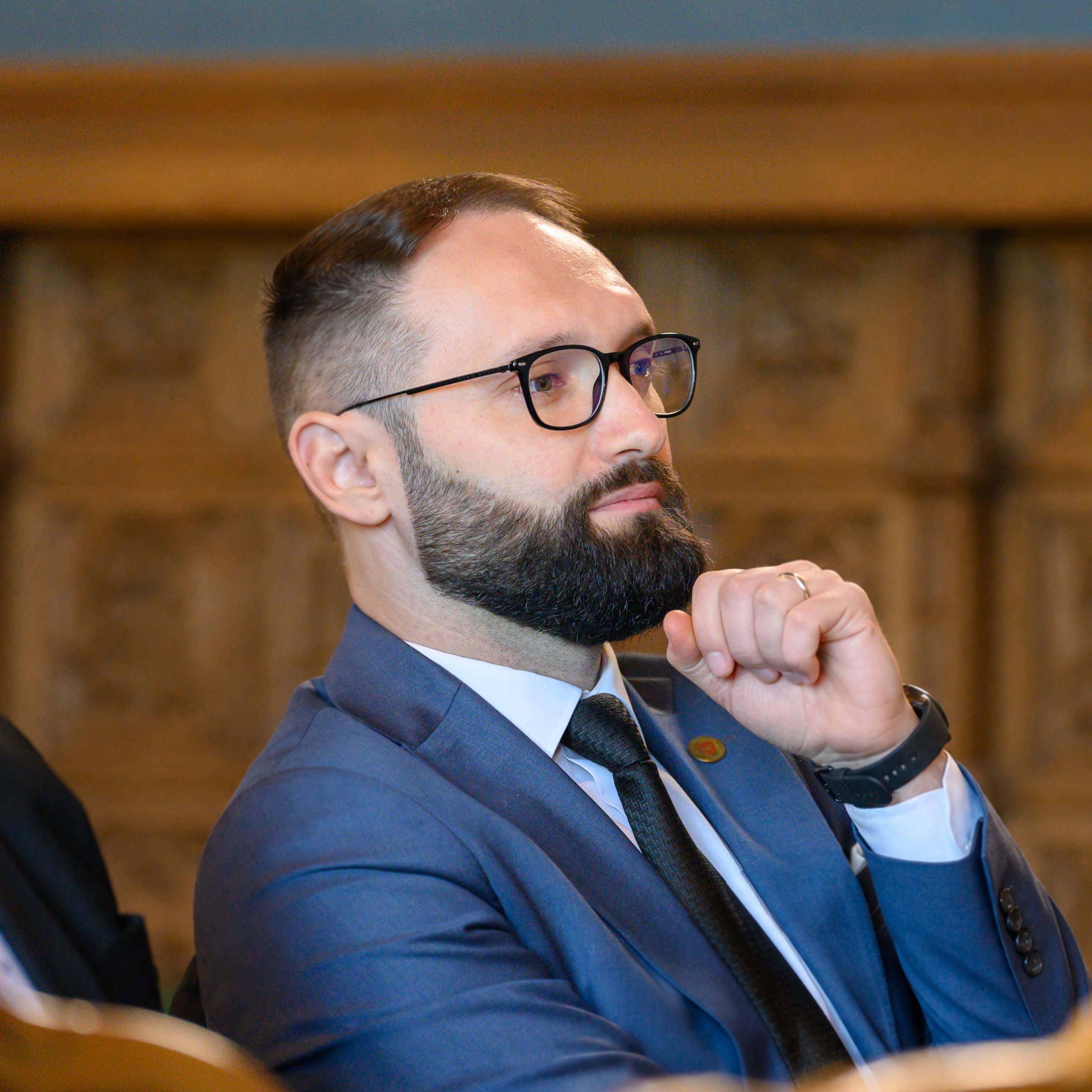 Marius Lucian Lupu în timpul unei ședințe